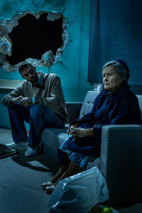 Monstrum / František Hnilička, Daniela Bambasová / foto Hynek Glos 
